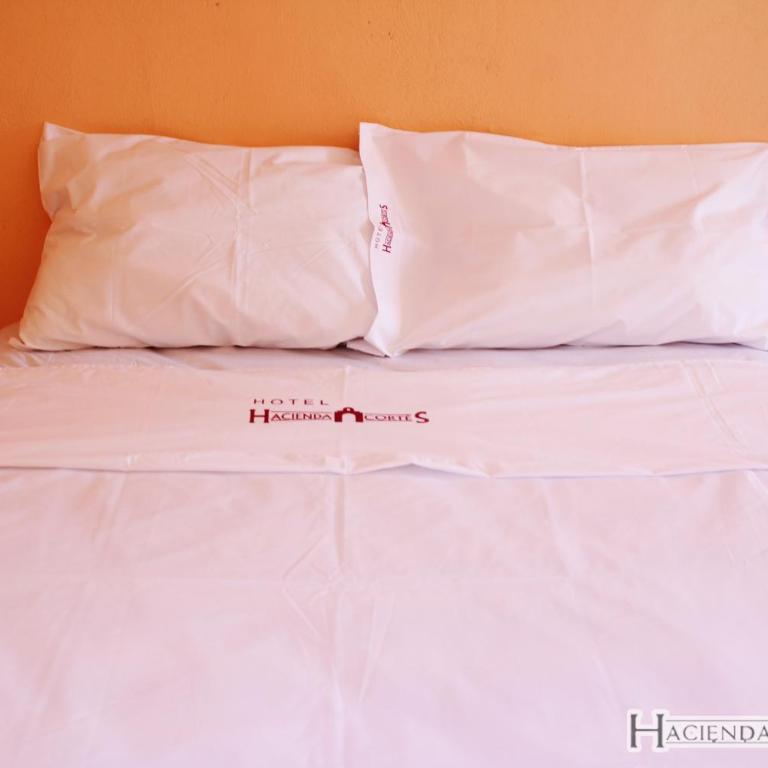 Hotel Hacienda Cortes - Quadruple Room - 2