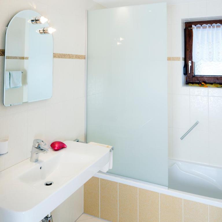 Apart Tyrol - Two-Bedroom Apartment with Terrace - 22