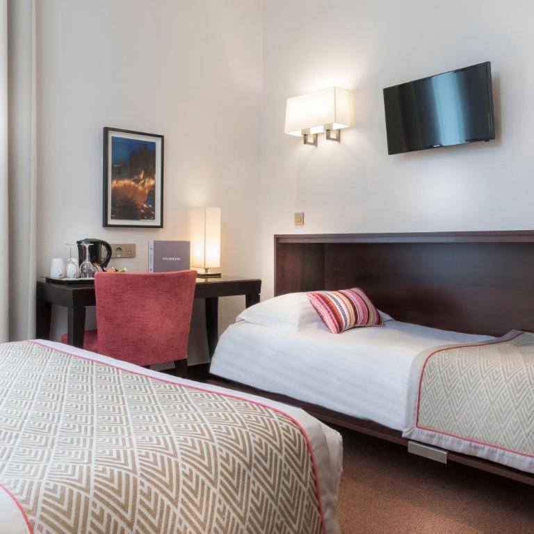 Hotel Montfleuri Champs-Elysées - Chambre Double de Luxe avec 1 Lit d'Appoint - 2