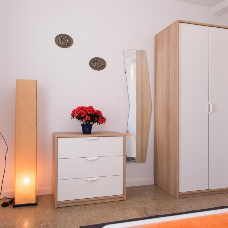 Two-Bedroom Apartment Diosa Tanit - Apartment with Balcony - 19