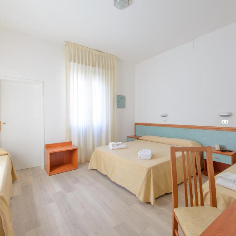 Hotel Sirena - Camera Quadrupla - 3