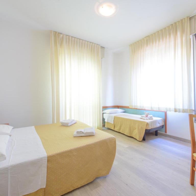 Hotel Sirena - Camera Tripla - 1