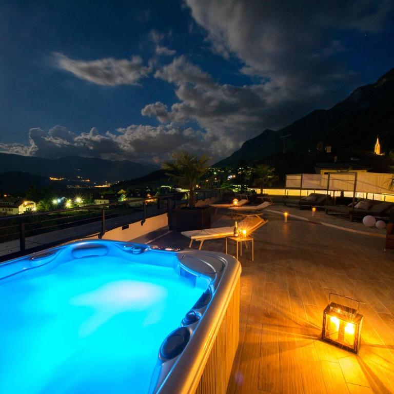 Haus Gregori Modern & Central Stay in Vineyard with Rooftop & Served Breakfast - Appartamento con 2 Camere da Letto e Giardino - 20