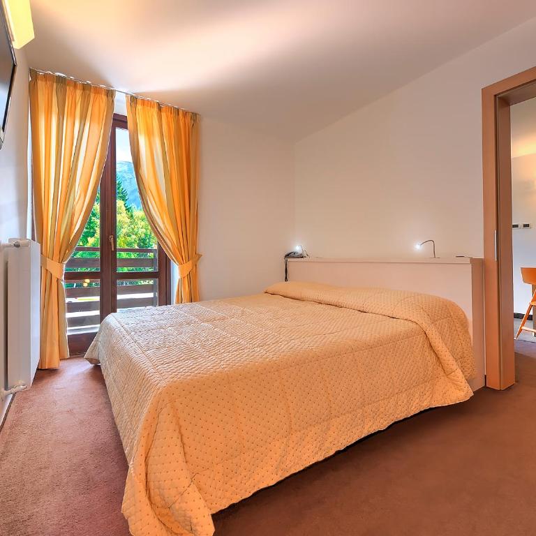 Hotel Alaska - Camera Familiare - 3