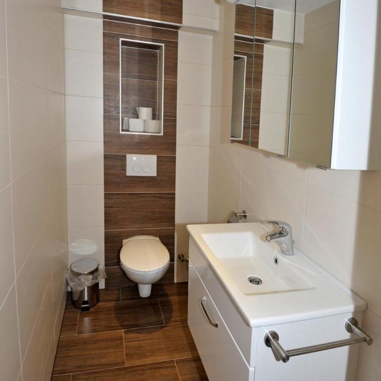 Sunshine Apartments - Great Mountain View - Apartment mit 2 Schlafzimmern und Balkon - 9