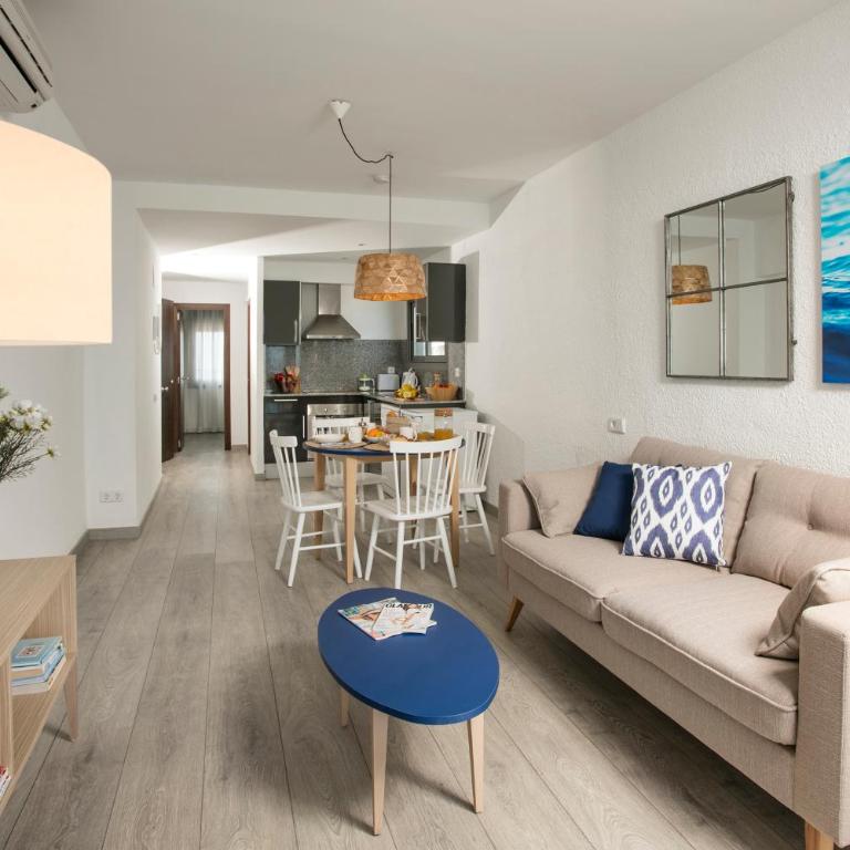 Pierre & Vacances Blanes Playa - Apartamento de 2 dormitorios con vistas al mar (2-4) - 7