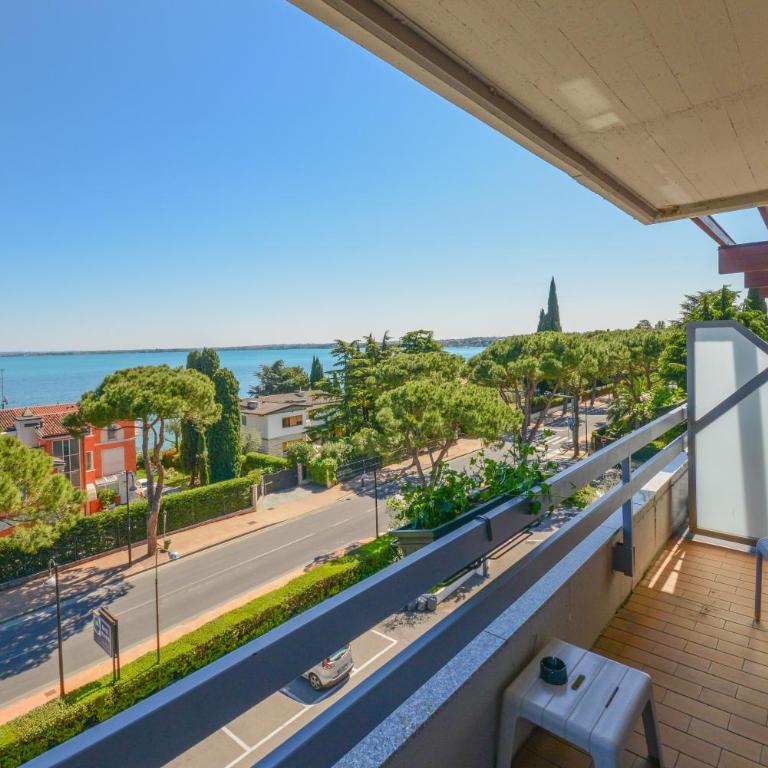 Hotel Oliveto - Camera Doppia con Letti Singoli con Vista Lago - 1