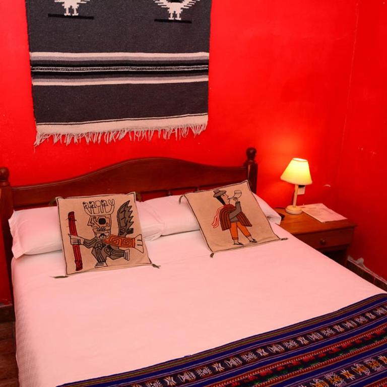 Hostal Yatasto - Quadruple Room - 7