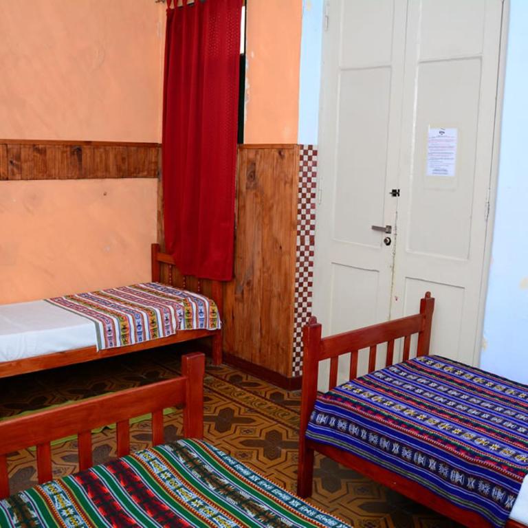 Hostal Yatasto - Habitación Familiar - 4