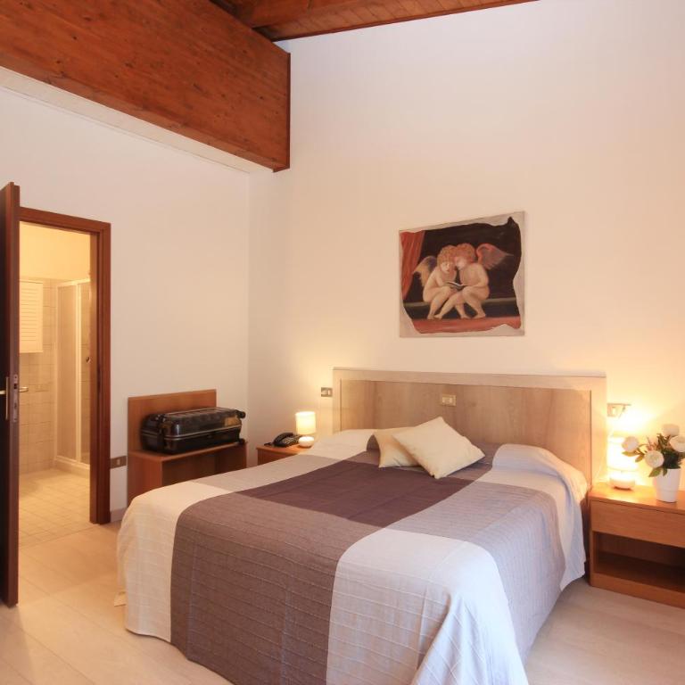 Hotel Colomber - Camera Tripla - 1