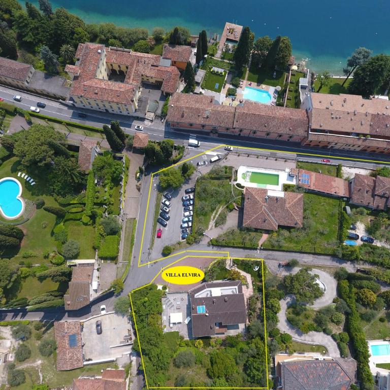 Villa Elvira - Villa - 12