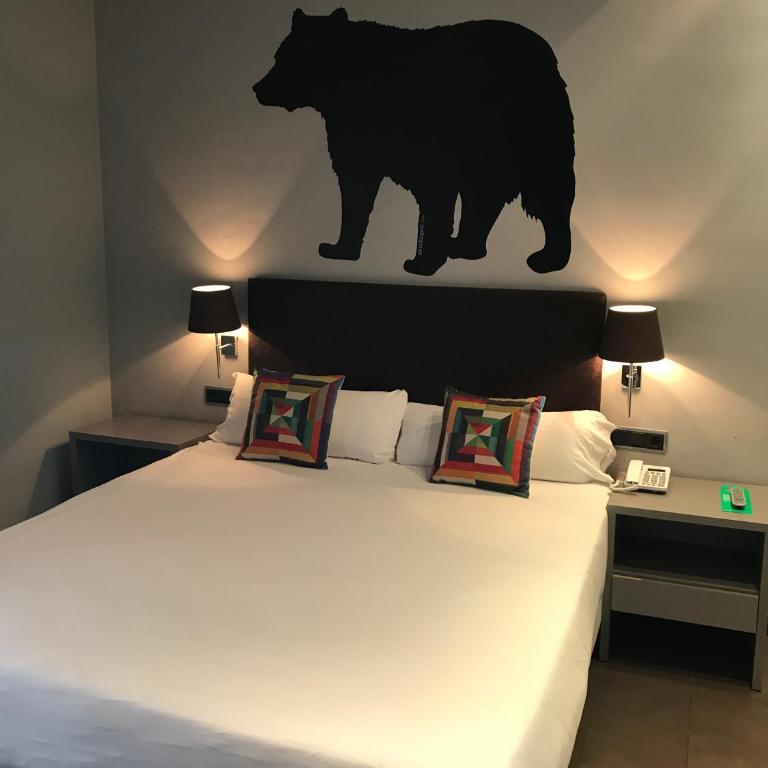 Chic & Basic Zoo - Standard Double or Twin Room - 4