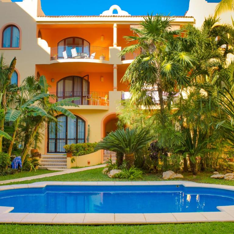 Coccinella 301B - Apartment with Pool View - 1
