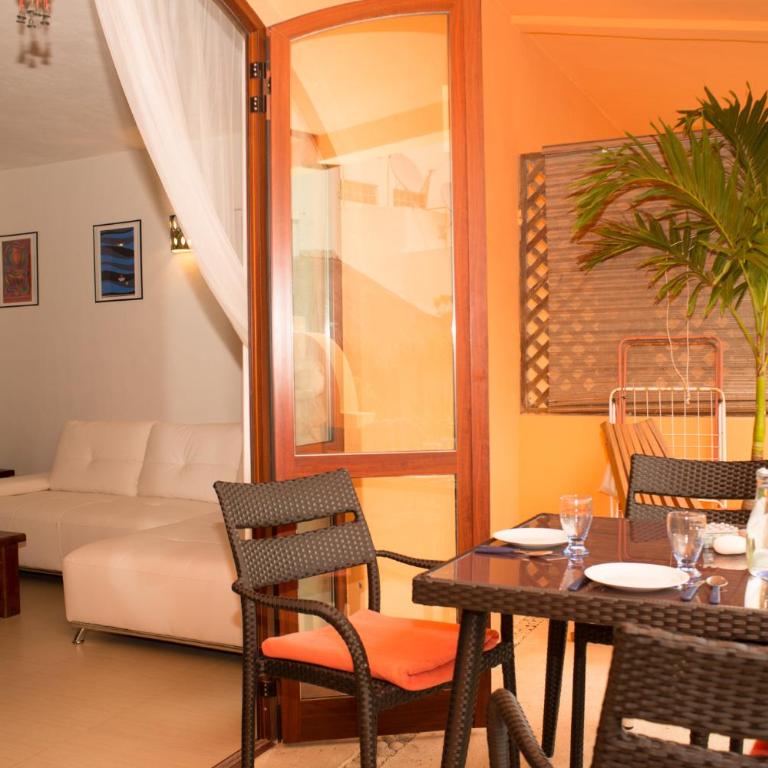 Coccinella 301B - Apartment with Pool View - 10