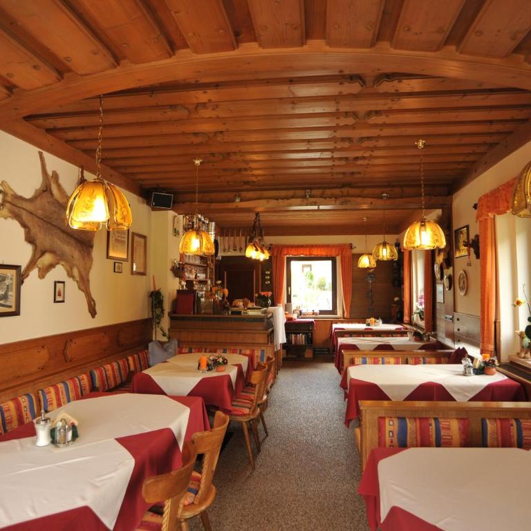 Pension Seeheim - Doppelzimmer mit Balkon und Seeblick - 9