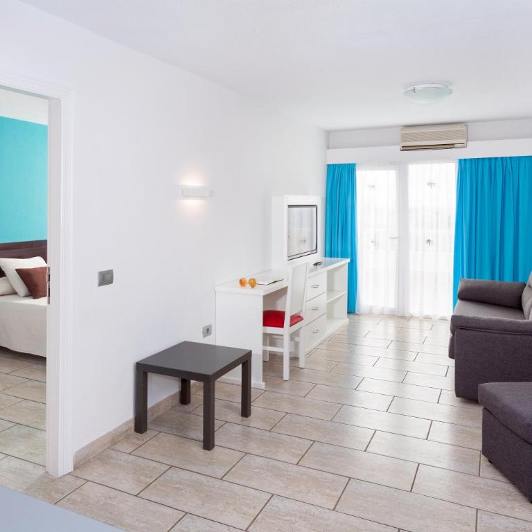 Aparthotel Los Dragos del Sur - Apartamento de 1 dormitorio con vistas a la piscina (2 adultos) - 3