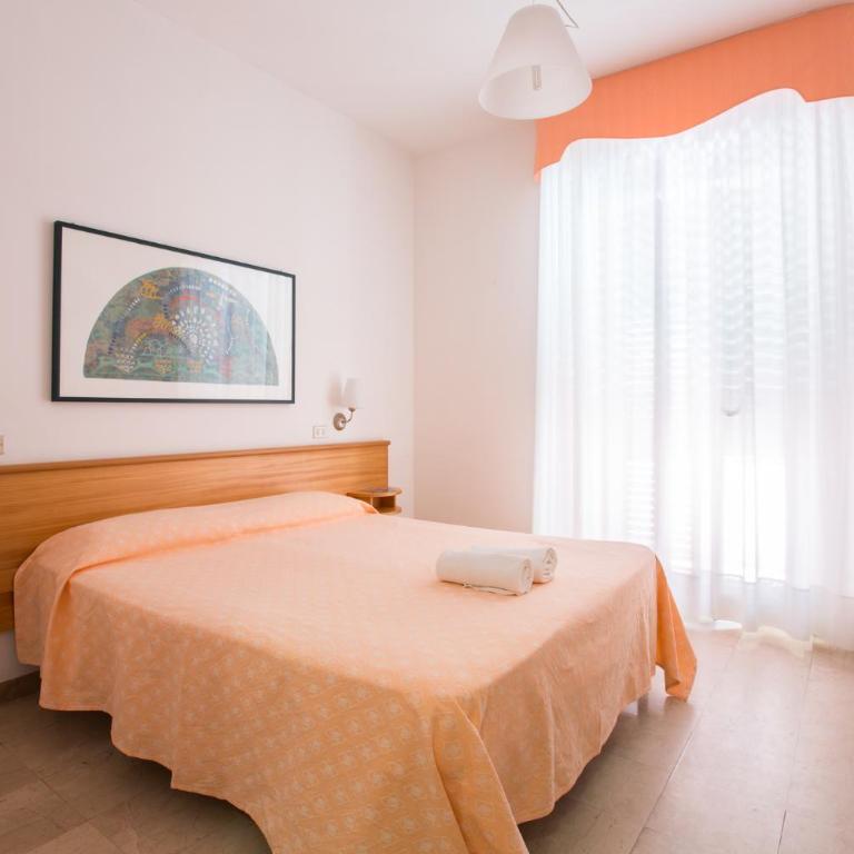 Hotel Mediterraneo - Camera Matrimoniale/Doppia con Letti Singoli - 8