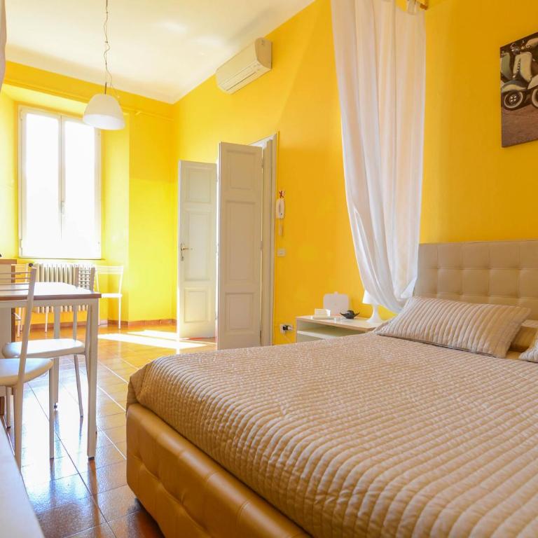 Appartamenti Il Sogno - Monolocale con Vista Lago - Via Giuseppe Garibaldi 9 - 10