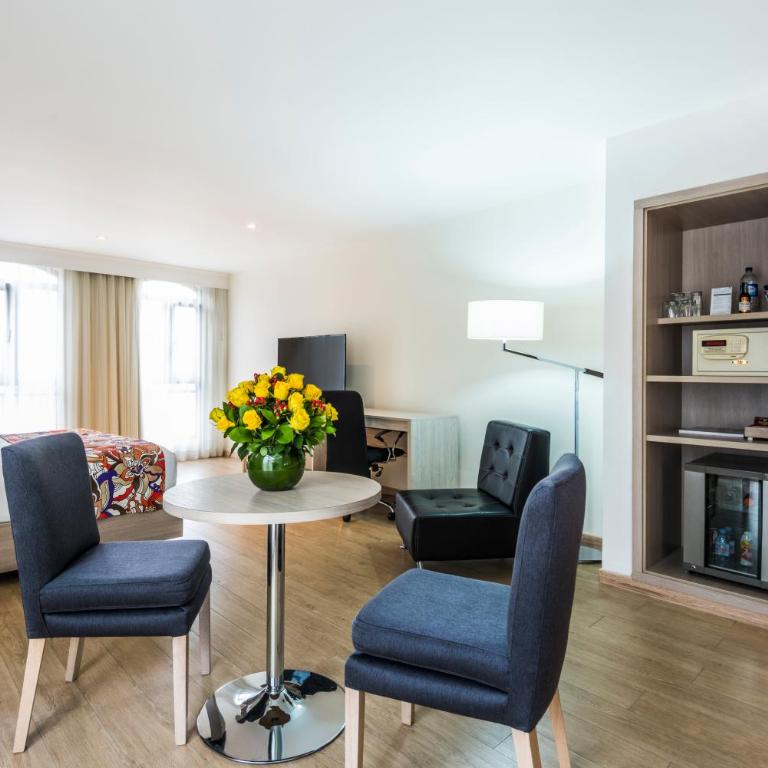 Hotel Rosales Plaza - Suite Junior - 5