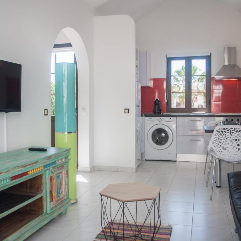 Charming and Cosy Bungalow - One-Bedroom Chalet - 2