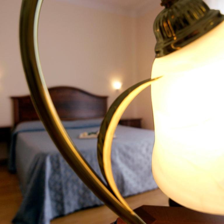 Hotel Belvedere - Camera Matrimoniale/Doppia con Letti Singoli con Vista Lago. - 3