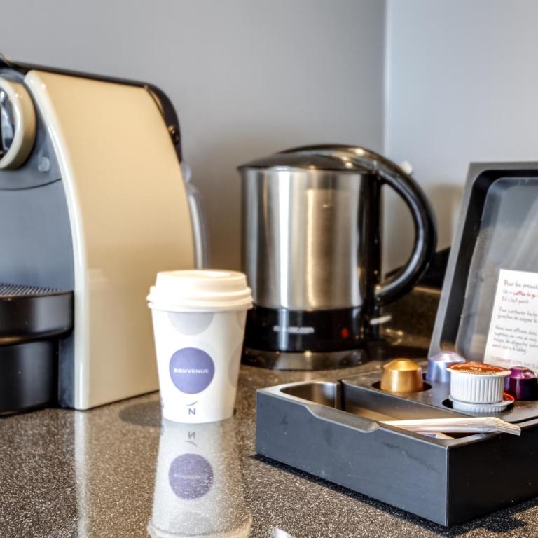 Novotel Suites Paris Stade de France - Executive Suite with One Double Bed and One Single Sofa Bed - 15