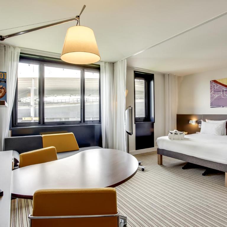 Novotel Suites Paris Stade de France - Superior Suite with Double Bed and Sofa Bed - 10