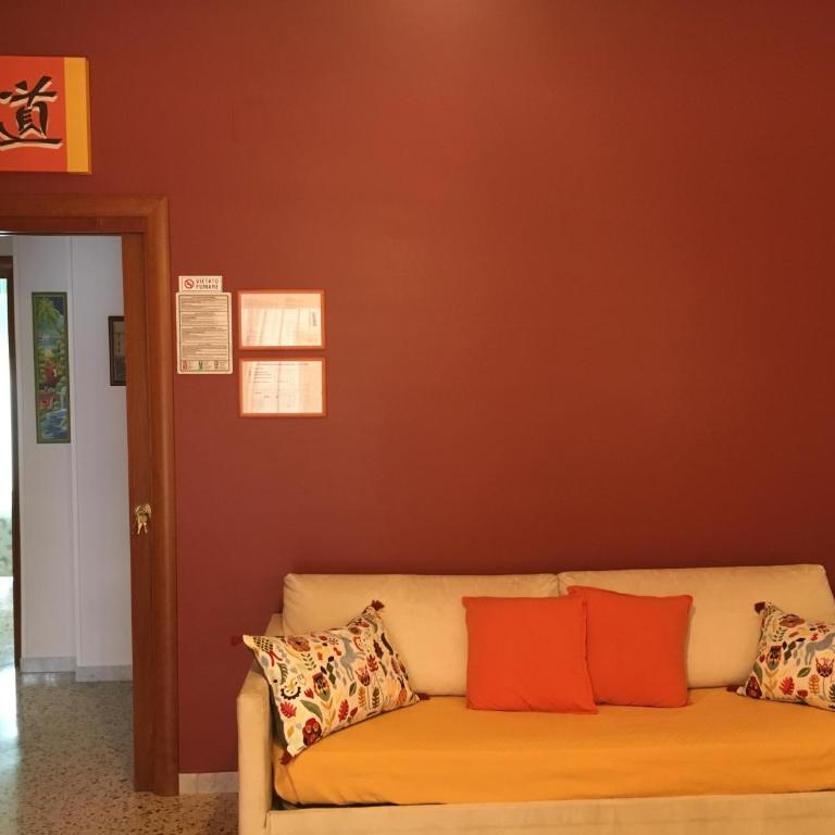 Piccolo Principe Salerno B&B - Camera Tripla con Bagno in Comune - 10