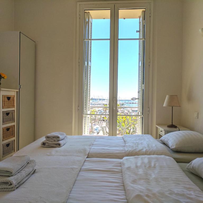 Citilet Louis Blanc 1,2,3 - Three gorgeous, open-plan apartments - Appartement - Vue sur Mer - C2 - 25