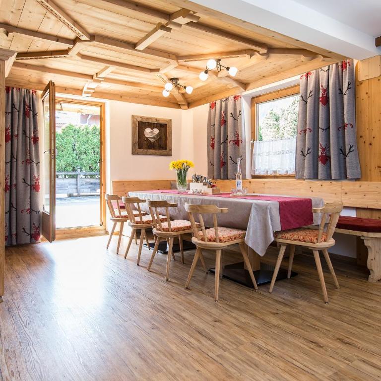 Ferienwohnungen Jutta - Apartment mit 5 Schlafzimmern - auf 2 Ebenen - 15