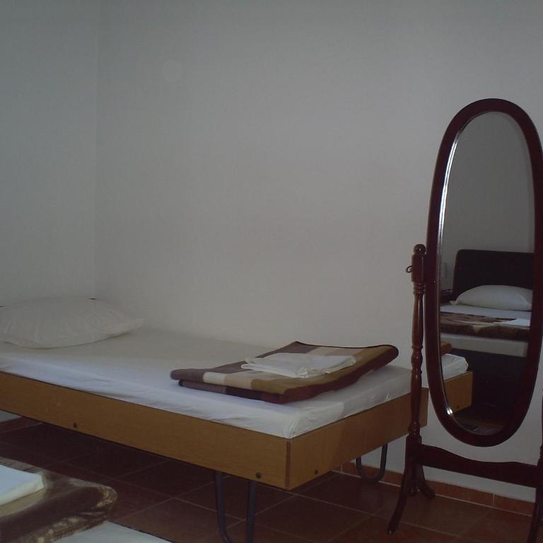 Apartmani Dado - Dvokrevetna Soba sa Bračnim Krevetom - 9
