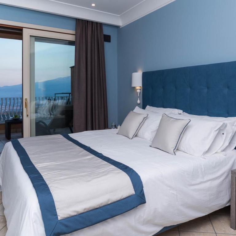 Villa Le Terrazze Charming Rooms - Superior Double Room - 3