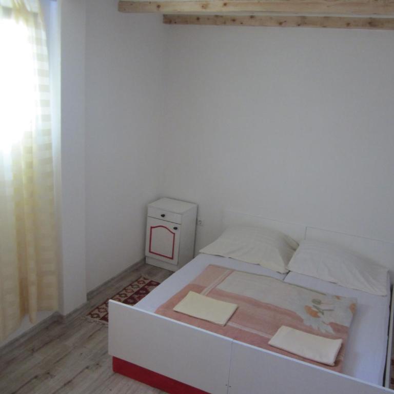 Bravo Guest House - One-Bedroom Apartment - 1