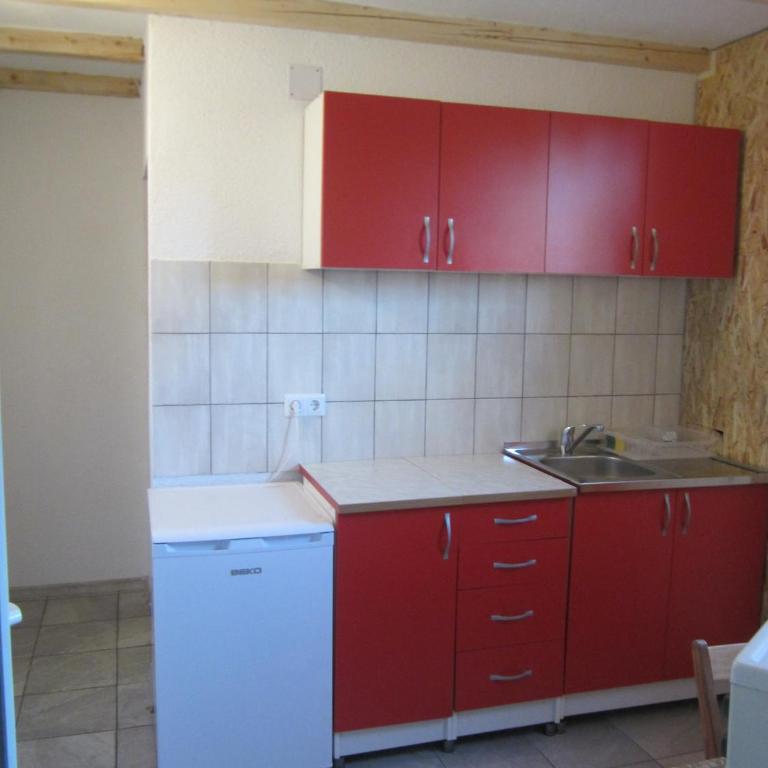 Bravo Guest House - One-Bedroom Apartment - 4