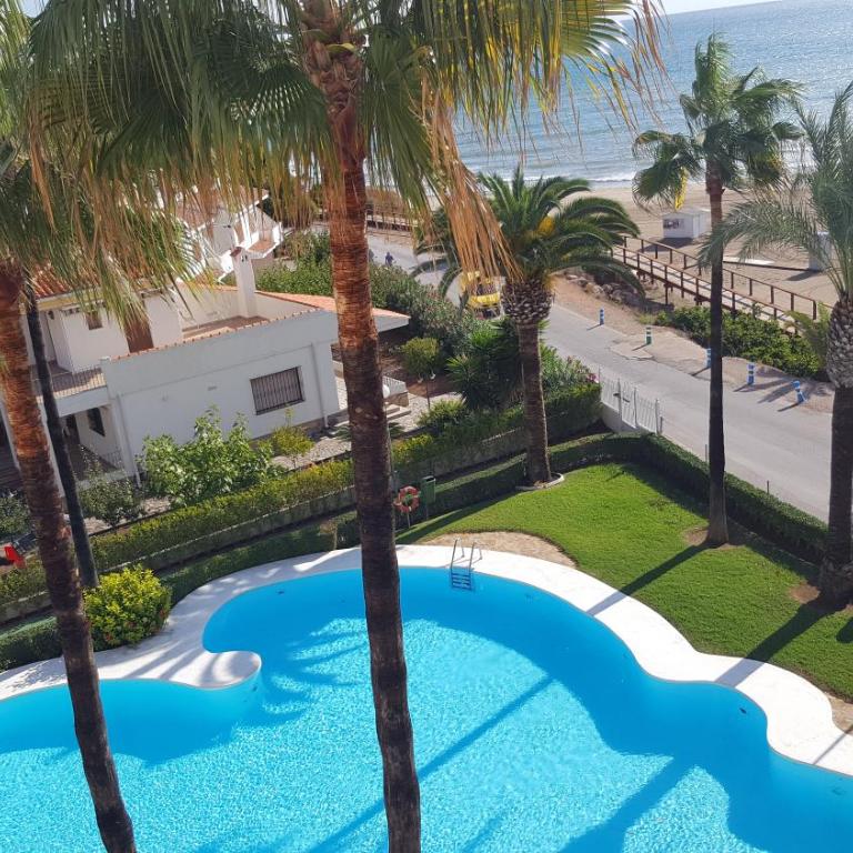 Apartamentos Casablanca Altamar - Three-Bedroom Apartment - 5