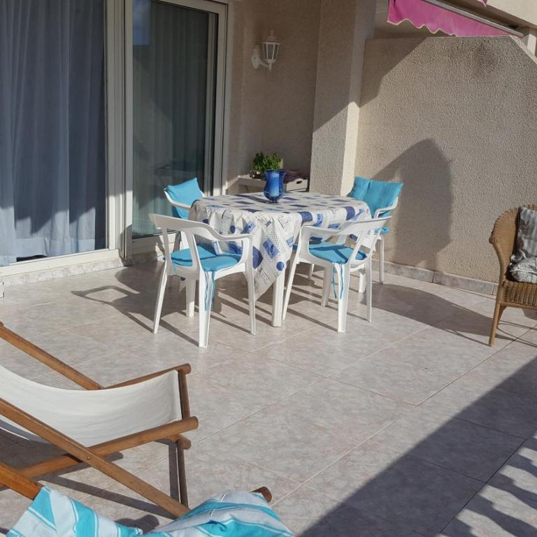 Apartamentos Casablanca Altamar - Three-Bedroom Apartment - 8