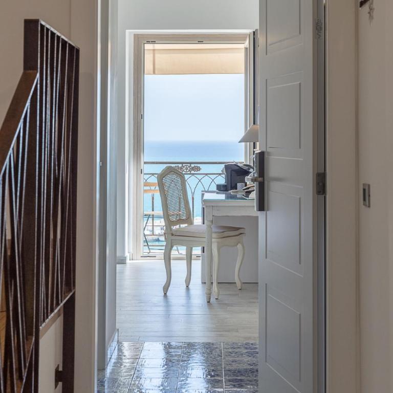 Domus Maris Relais Boutique Hotel - Camera Deluxe Matrimoniale con Vista Mare - 13