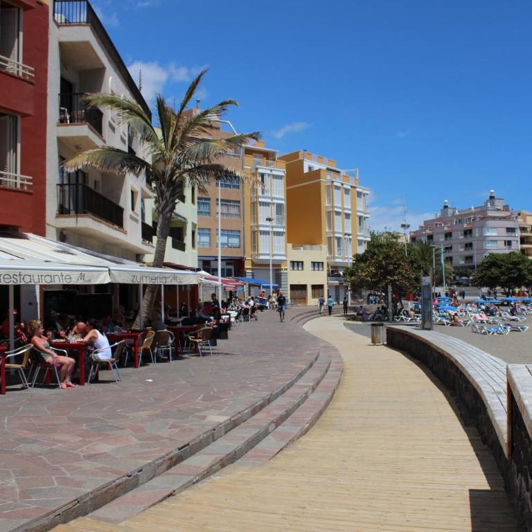 3BDR HOUSE - Perfect location in El Médano - Apartamento Dúplex - 32