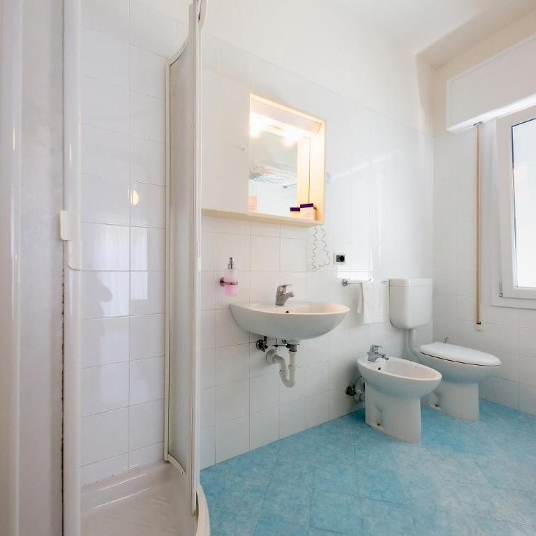 Hotel Maxim - Suite Familiare con Balcone - 6