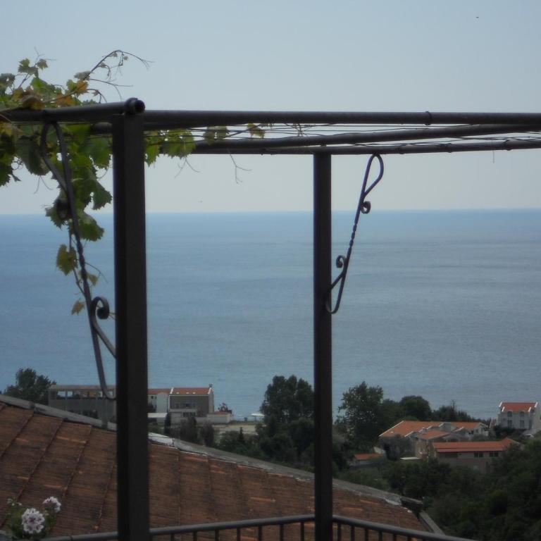 Apartment Djukovic - Studio Apartment with Sea View - 12