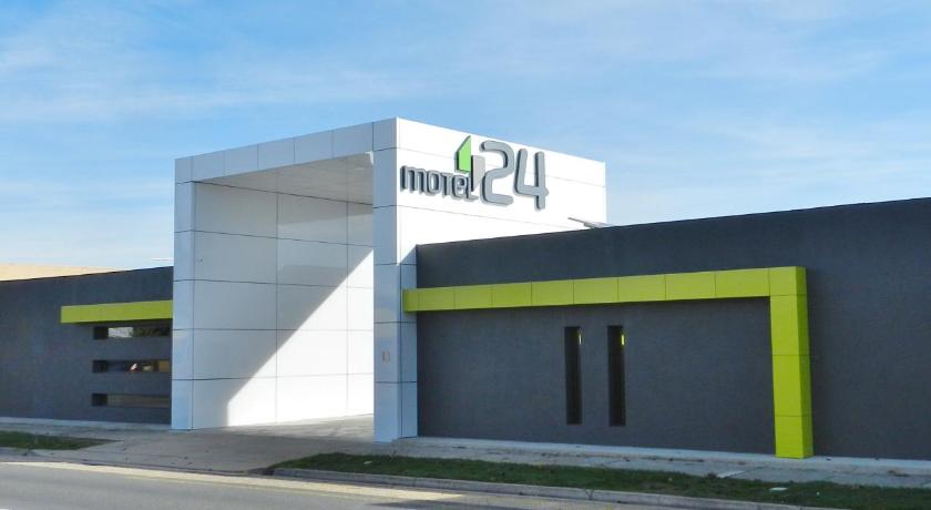 Motel 24 photo
