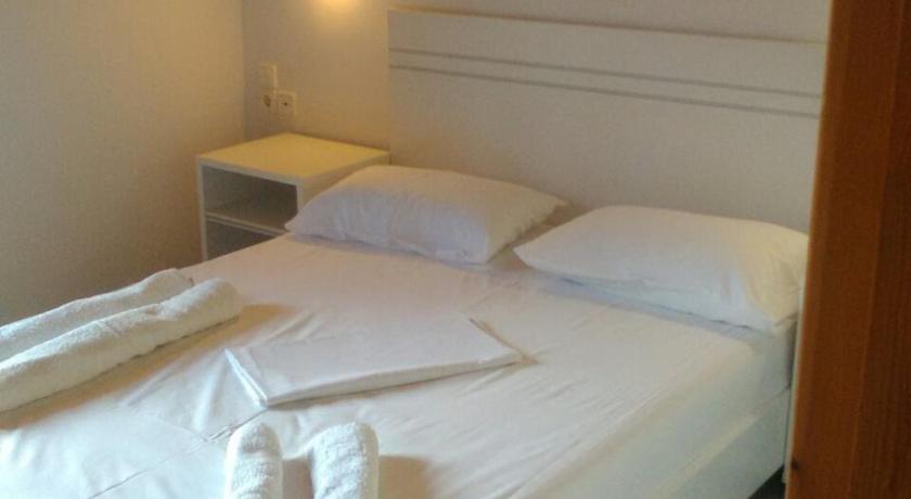 Image of One-Bedroom Apartment with Balcony 4