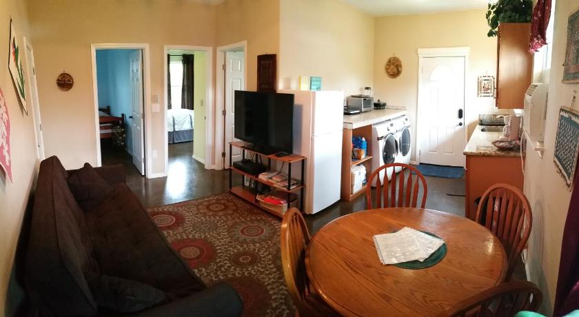 Banana Bungalow In Laie North Shore Oahu Apartment Laie