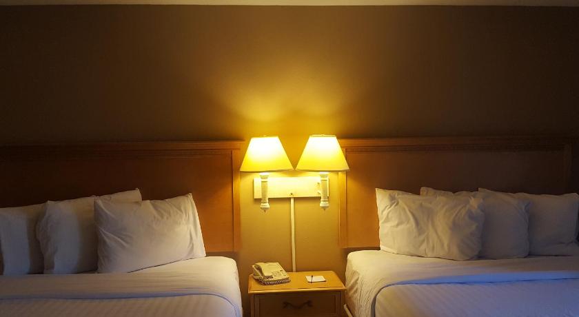 Baymont by Wyndham Coeur D Alene photo