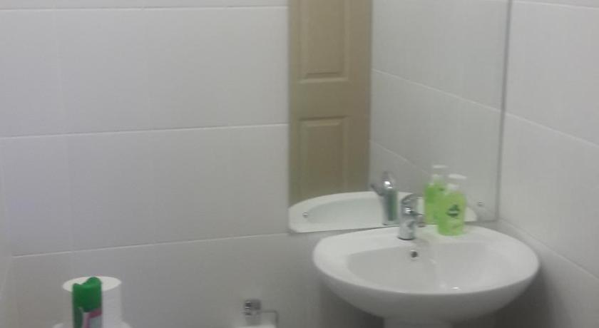 Self-catering Studio, Unit 6 on Krupp photo