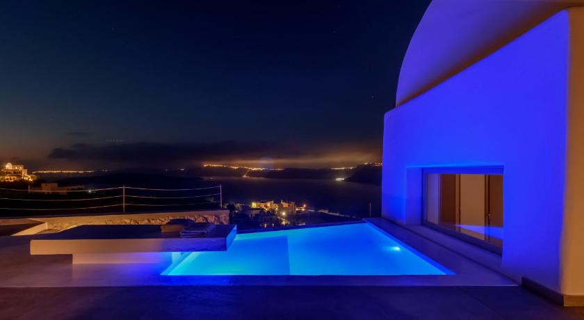 Earino Suites and Villa photo