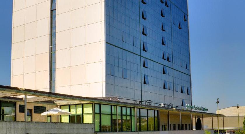 Oca Puerta del Camino Hotel — Hotel in Santiago De Compostela