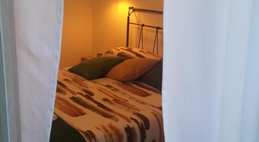 Image of Large Double Room 10