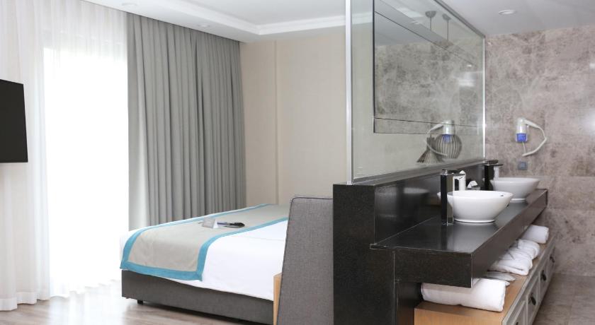 Eskiceshme Bodrum Marina Formerly Eskiceshme Eskicesme Mahallesi Poyraz Sokak No 10 Bodrum City