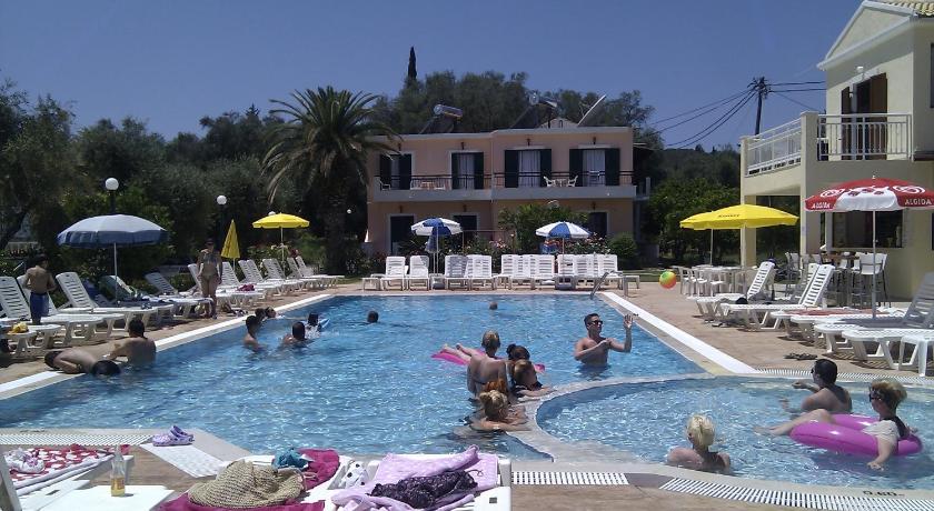 Yianetta Hotel Apartments photo